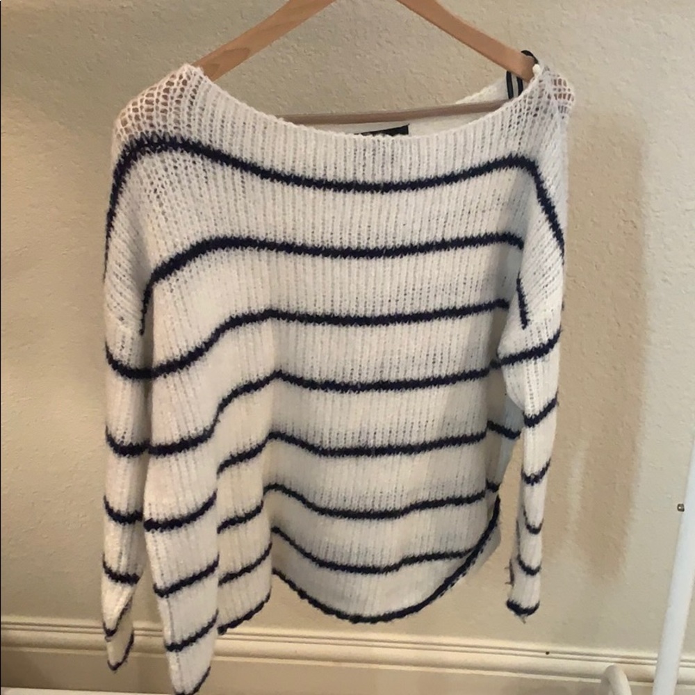 Forever 21 white and navy striped fleece sweater